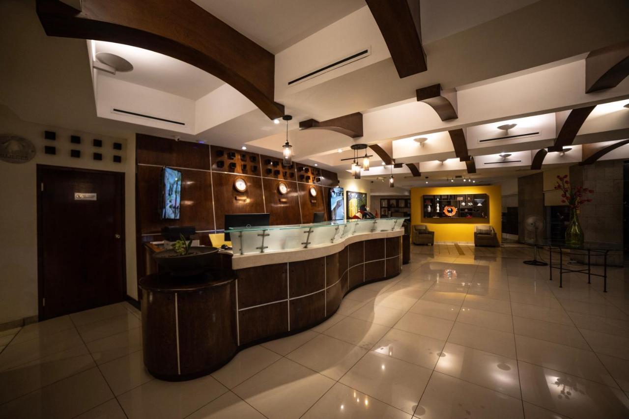 埃莫西约殖民风格酒店 外观 照片